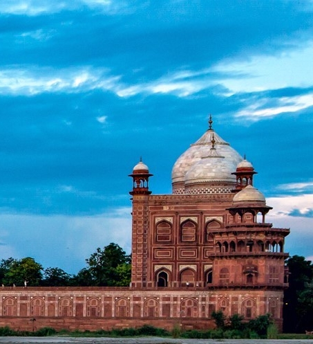 游泳项目赚钱不亏本