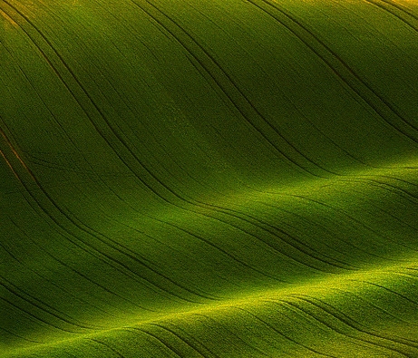 vps挂机赚钱方法是什么